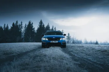 Test opon zimowych 185/65 R15 ADAC 2026