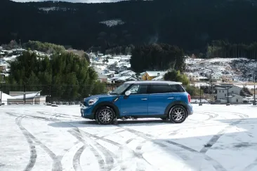 Test opon całorocznych 225/55 R18 Auto Bild 2026