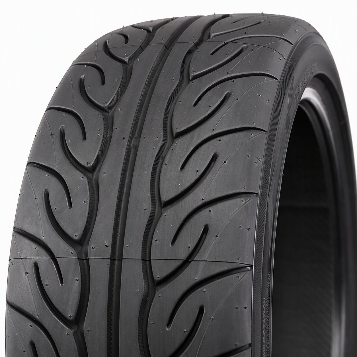 Yokohama Advan Neova AD08 RS 225/45 R16 89W