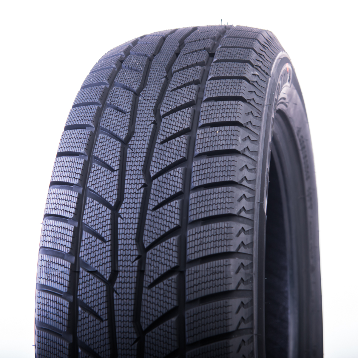 Goodride SW658 235/60 R18 107T