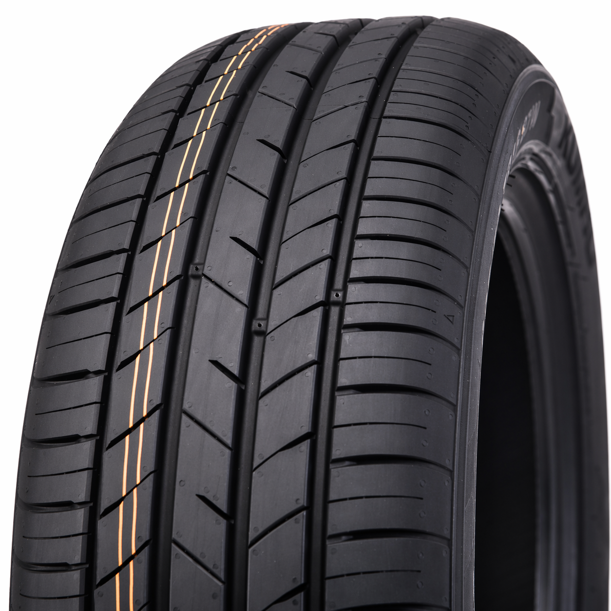 Kumho Ecsta HS52 225/65 R17 102V