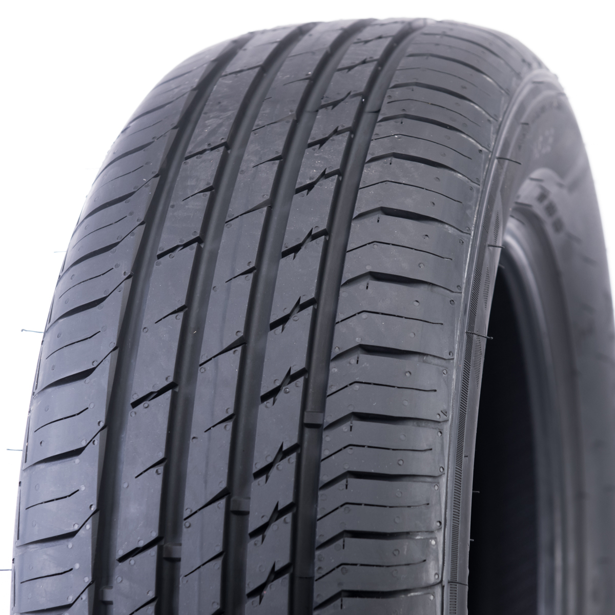 Sailun ATREZZO ELITE 215/65 R17 99V