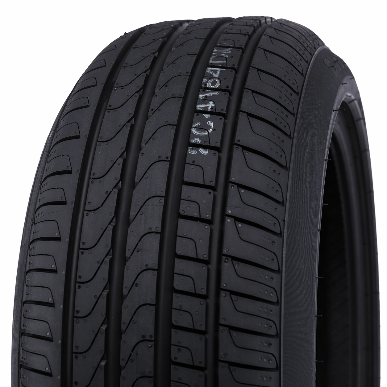 Pirelli Cinturato P7 Blue 245/45 R20 103Y