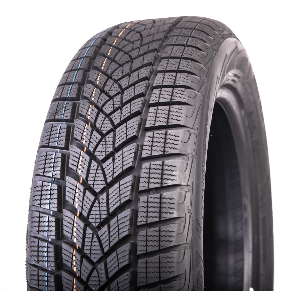 Goodyear UltraGrip Performance SUV Gen-1 225/60 R18 104V