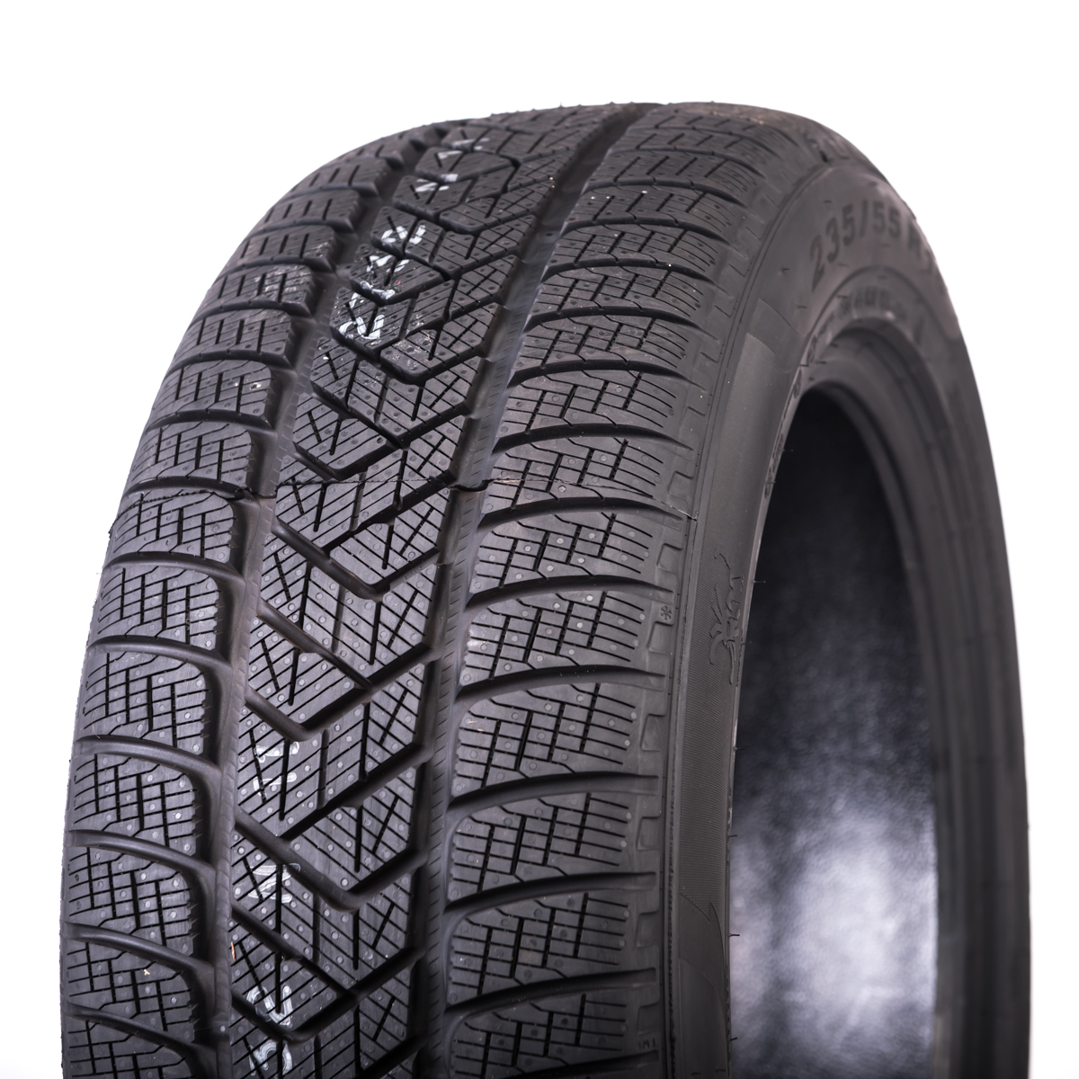 Pirelli Scorpion Winter 235/50 R19 103H
