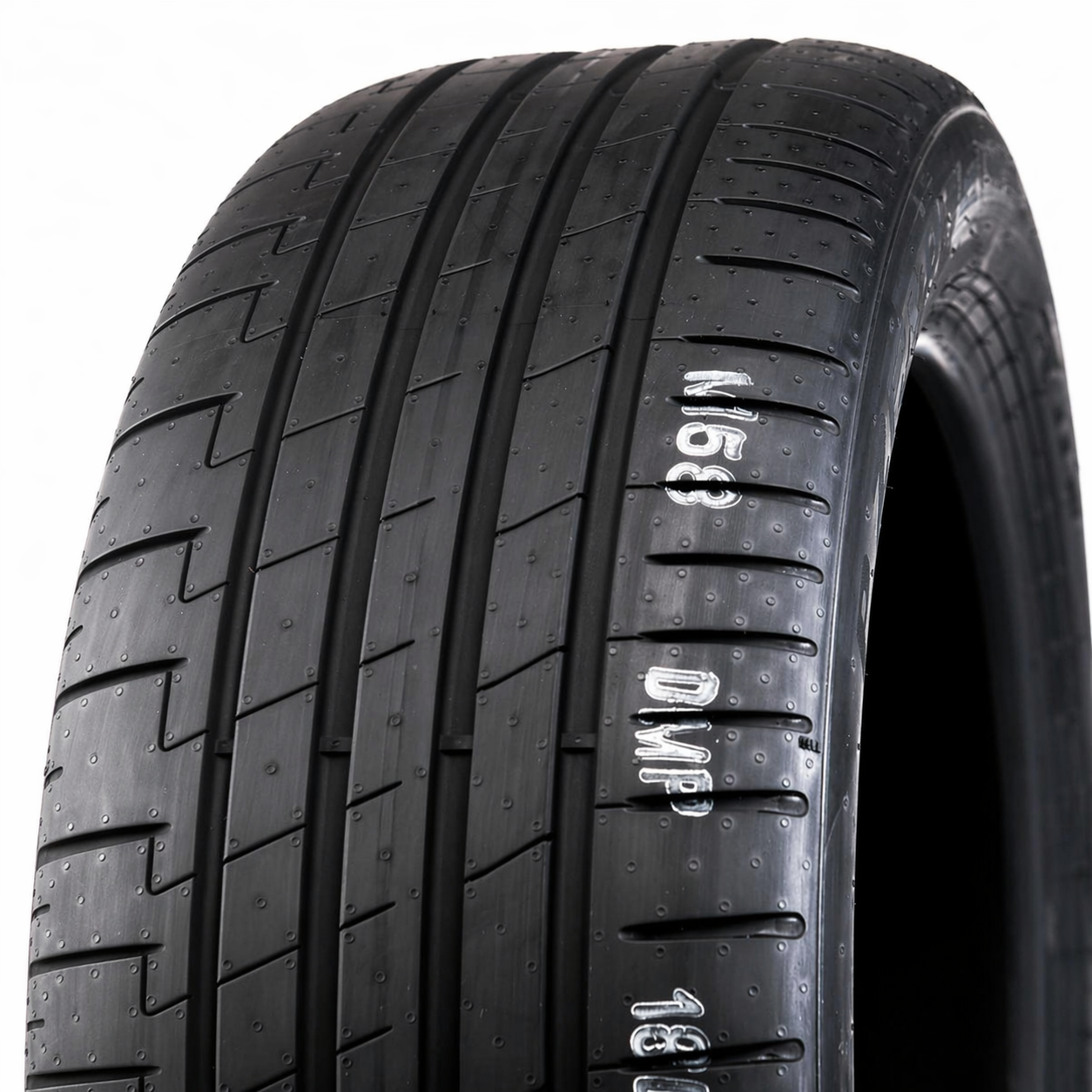 Pirelli P Zero E 255/35 R22 99Y