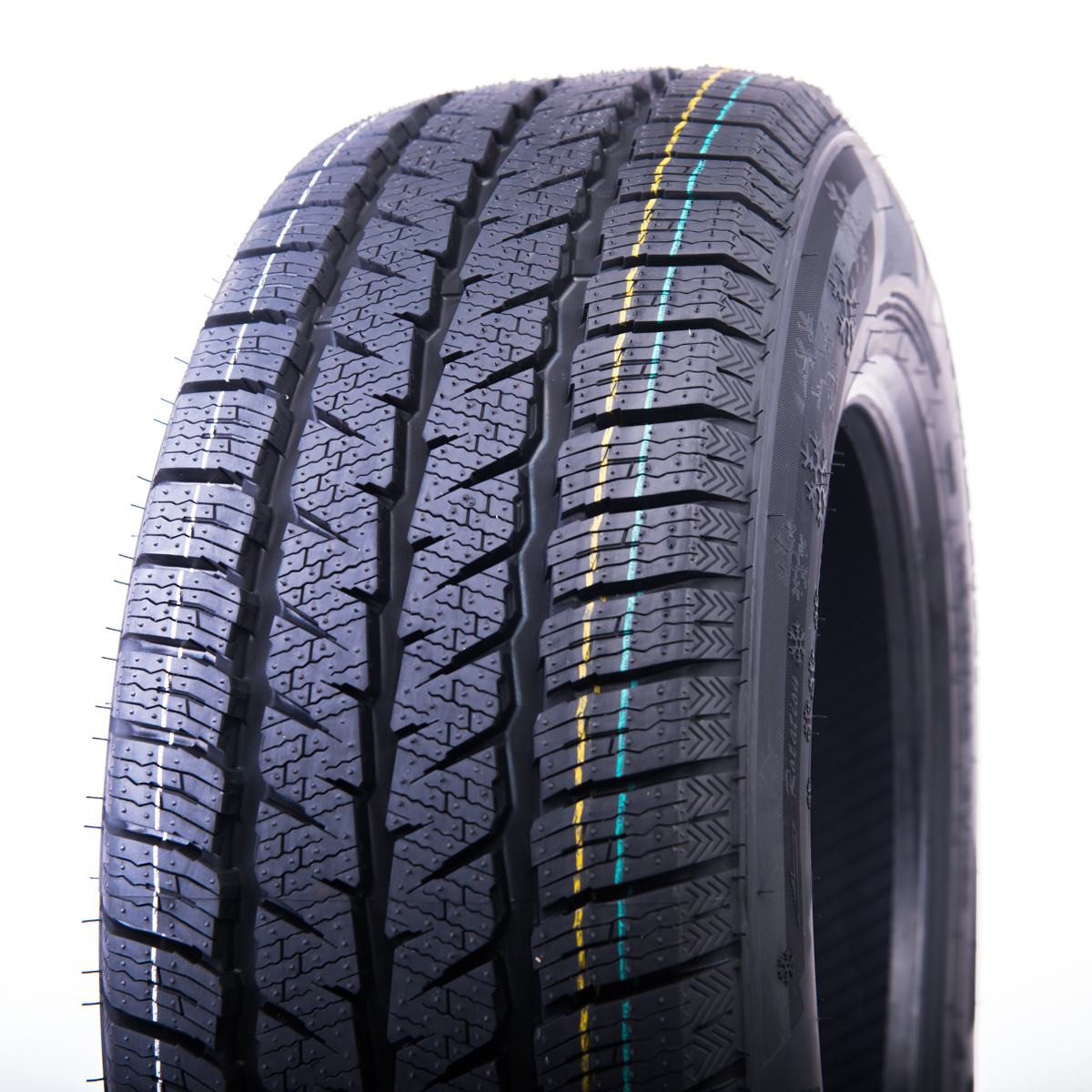 Mazzini SNOW LEOPARD VAN 235/65 R16 121/119R