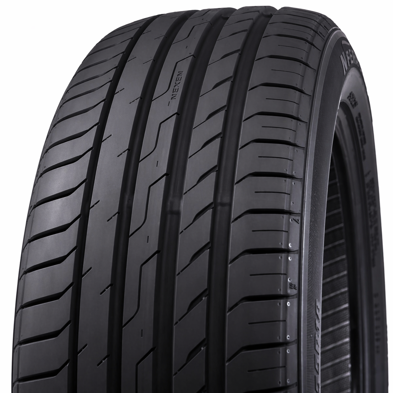 Nexen N'Fera Sport Suv 215/65 R16 98V