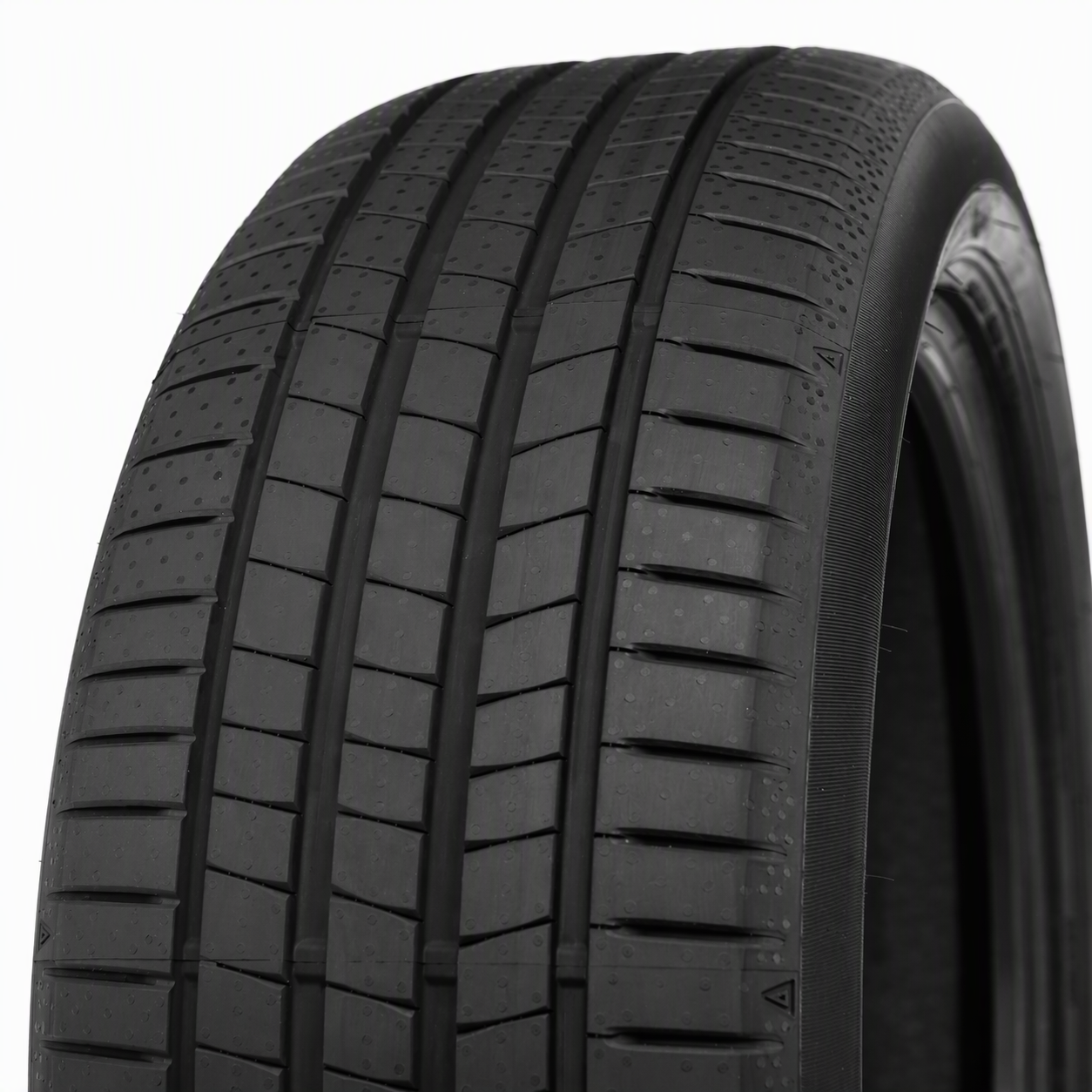 Falken e.ZIEX 235/60 R18 107V
