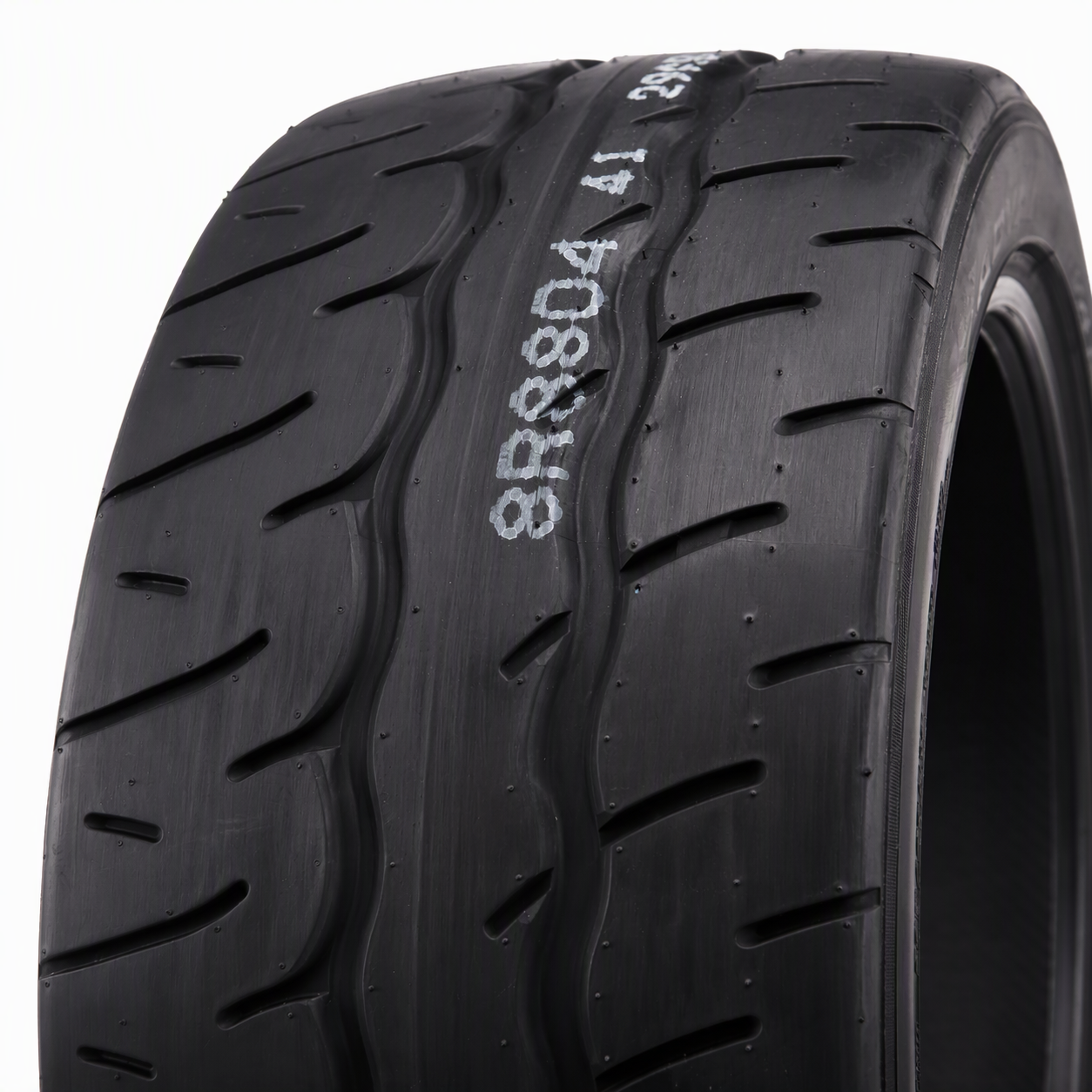 Yokohama ADVAN NEOVA AD09 265/40 R18 101W
