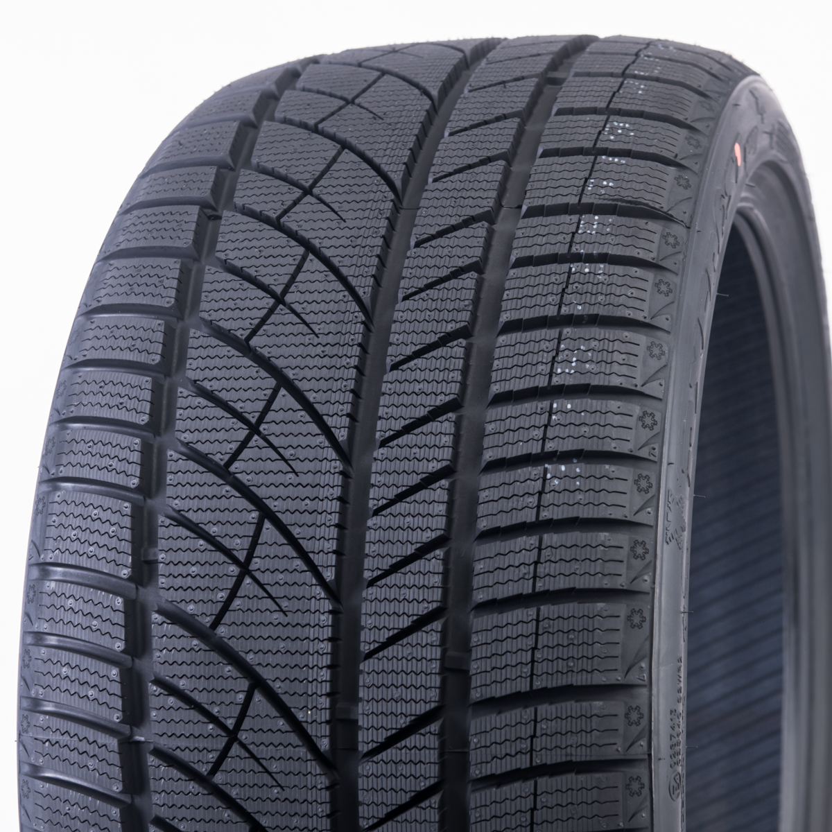 Roadx Rxfrost WU01 225/40 R18 92H