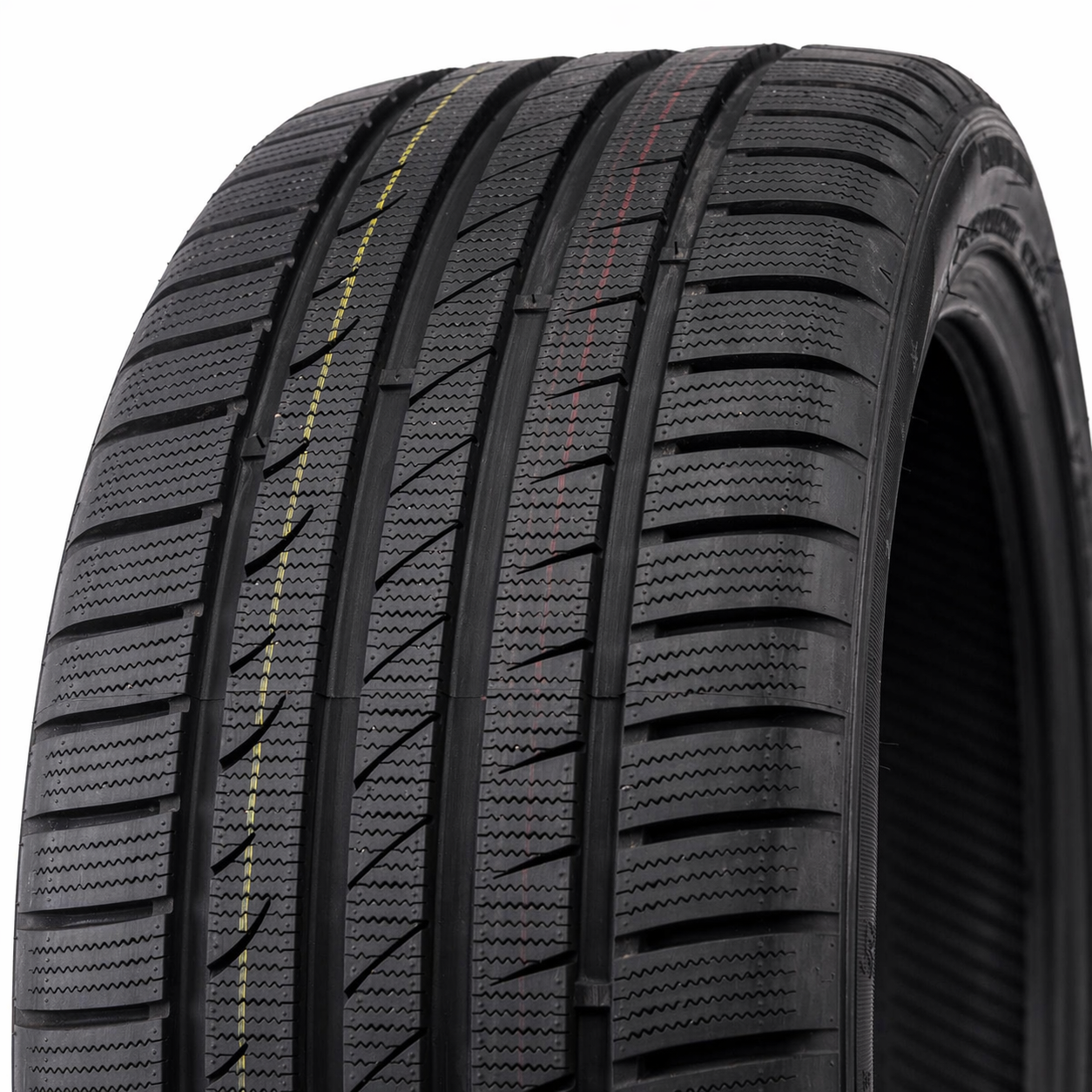 Fortuna GOWIN UHP 235/55 R17 103V