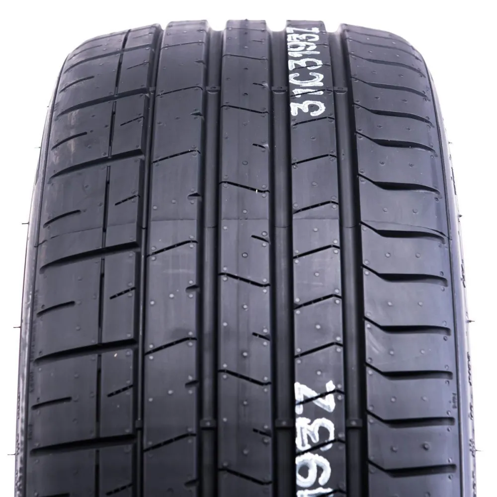 Pirelli P-Zero PZ4 255/40 R21 102W - zdjęcie dodatkowe nr 1