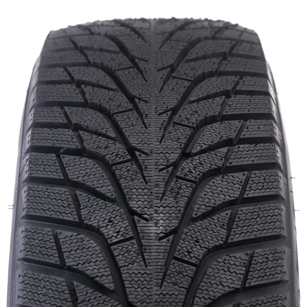 Hankook Winter i*cept IZ3 W636 235/50 R19 99T - zdjęcie dodatkowe nr 1