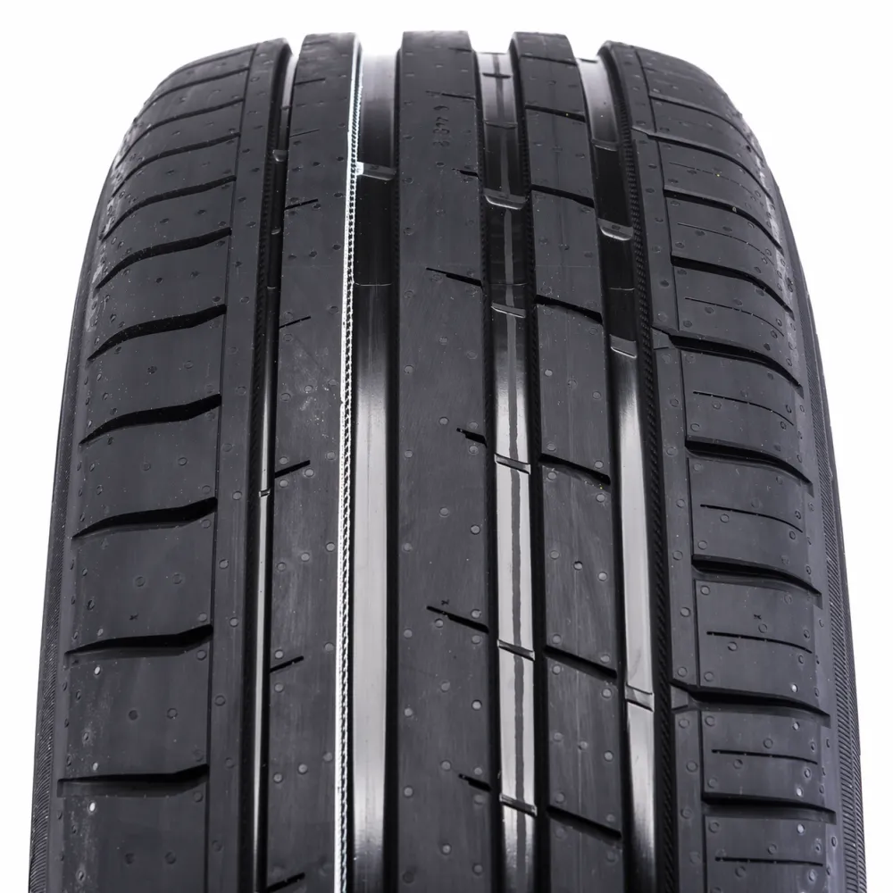 Nokian Tyres Powerproof SUV 245/45 R20 103Y - zdjęcie dodatkowe nr 1