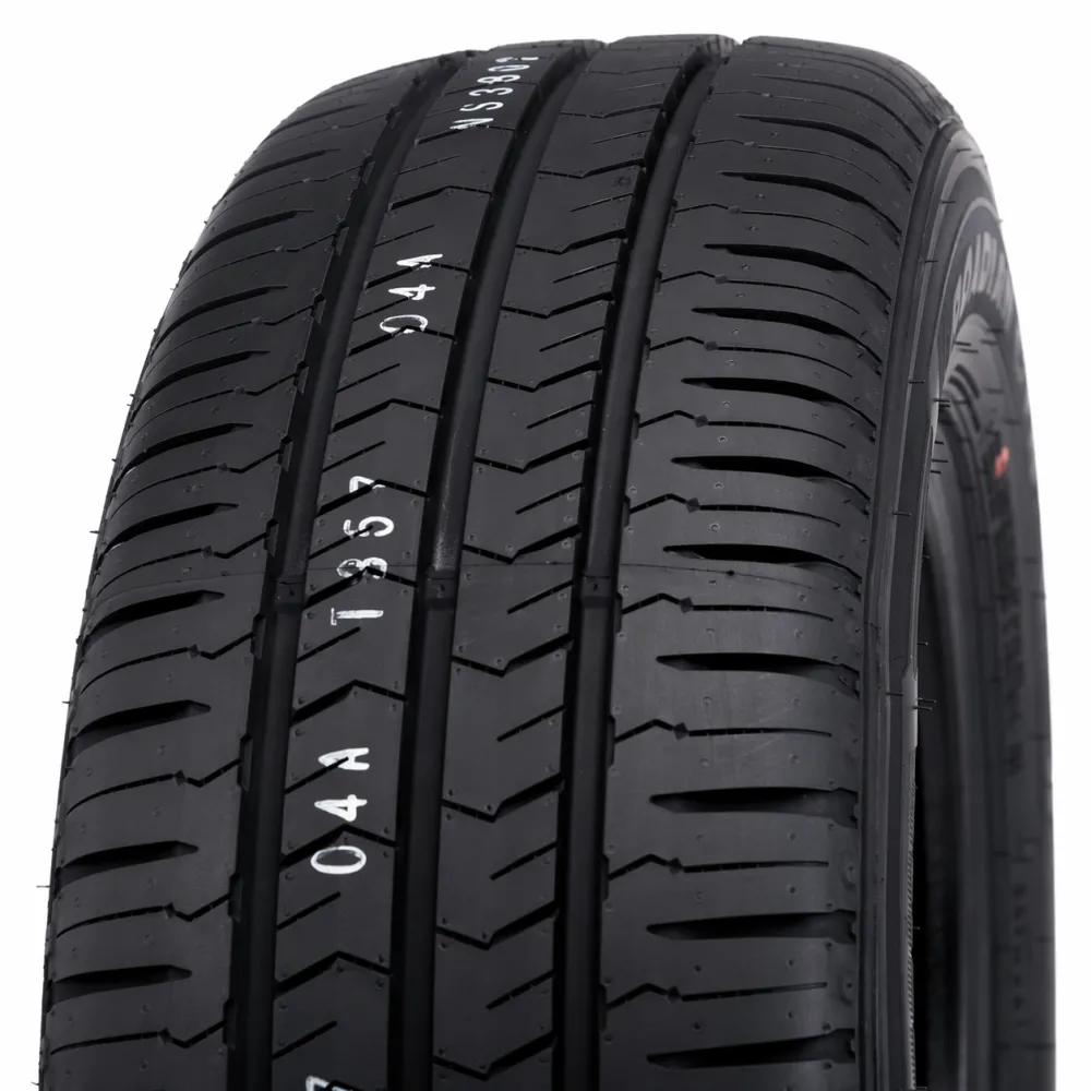 Nexen Roadian CT8 195/70 R15 104/102S - zdjęcie główne