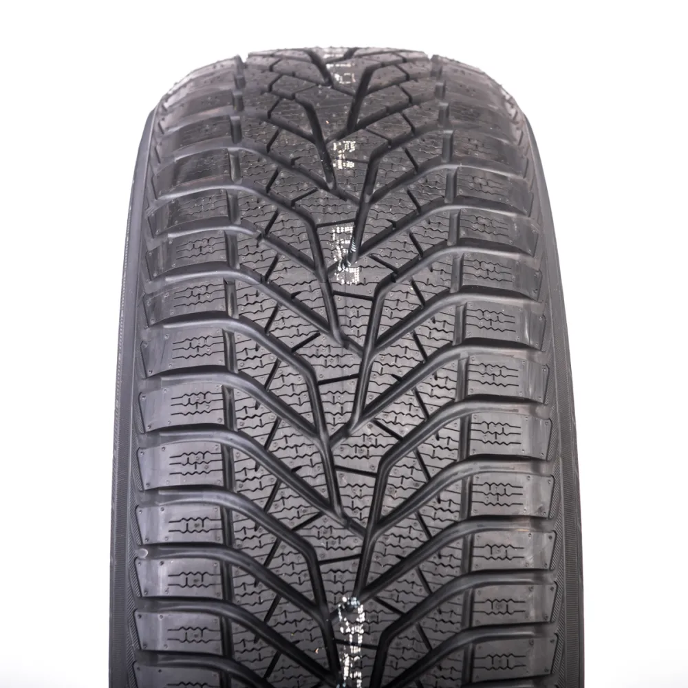 Yokohama BluEarth Winter V905 215/55 R16 97V - zdjęcie dodatkowe nr 1