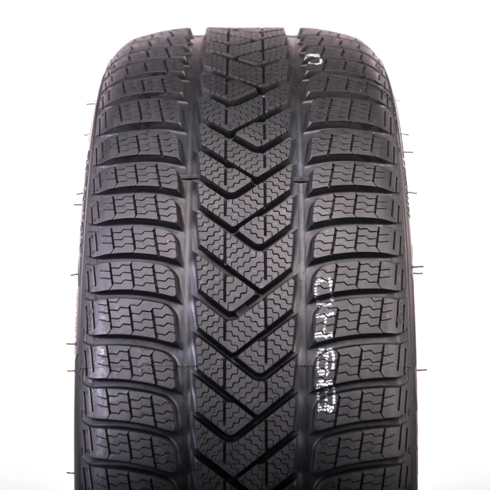 Pirelli Winter Sottozero 3 275/40 R19 101W - zdjęcie dodatkowe nr 1