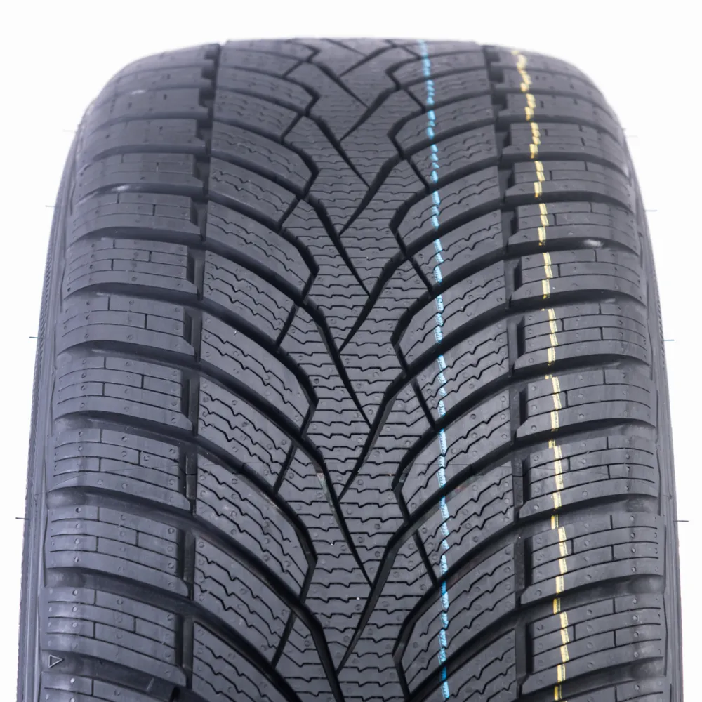 Ceat WinterDriveSport 245/45 R17 99V - zdjęcie dodatkowe nr 1