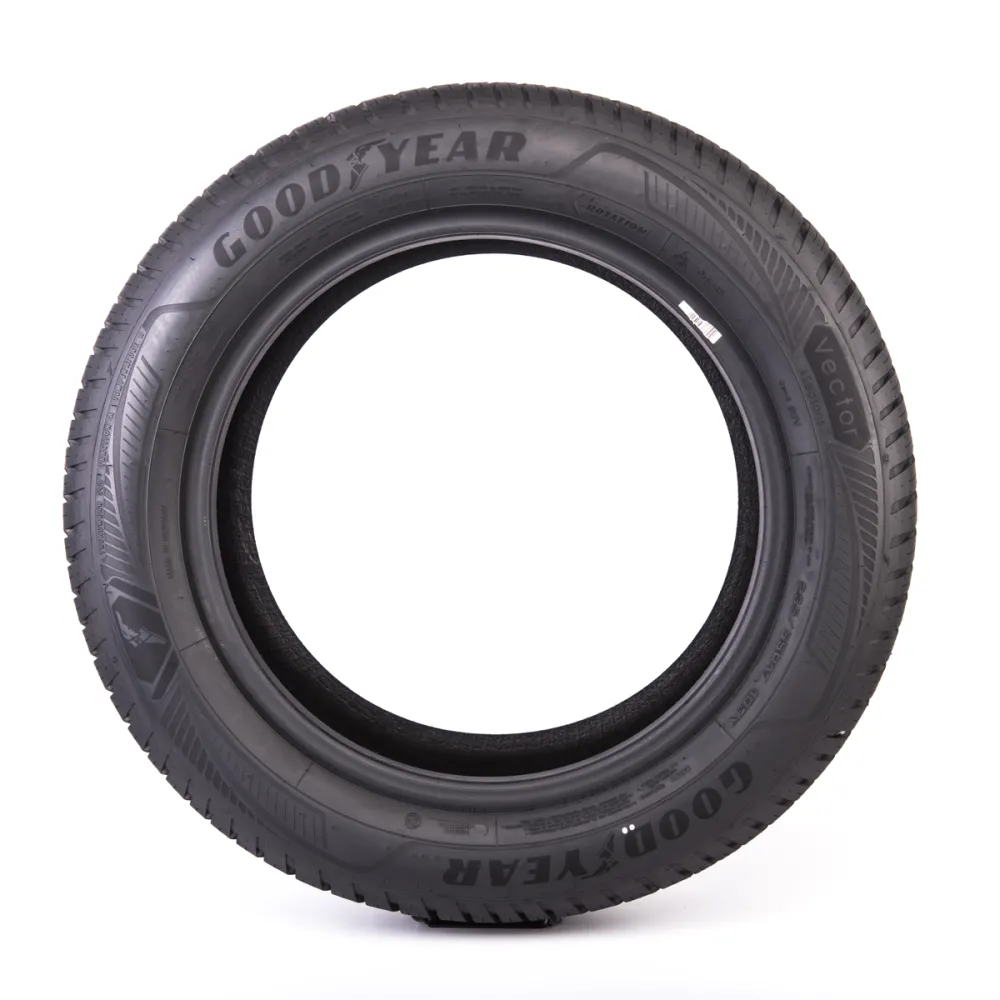 Goodyear Vector 4Seasons G3 SUV 225/65 R17 106V - zdjęcie dodatkowe nr 3