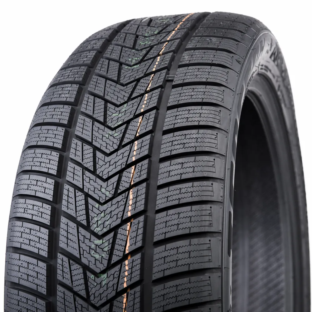 Tracmax S330 215/65 R17 99V - zdjęcie główne