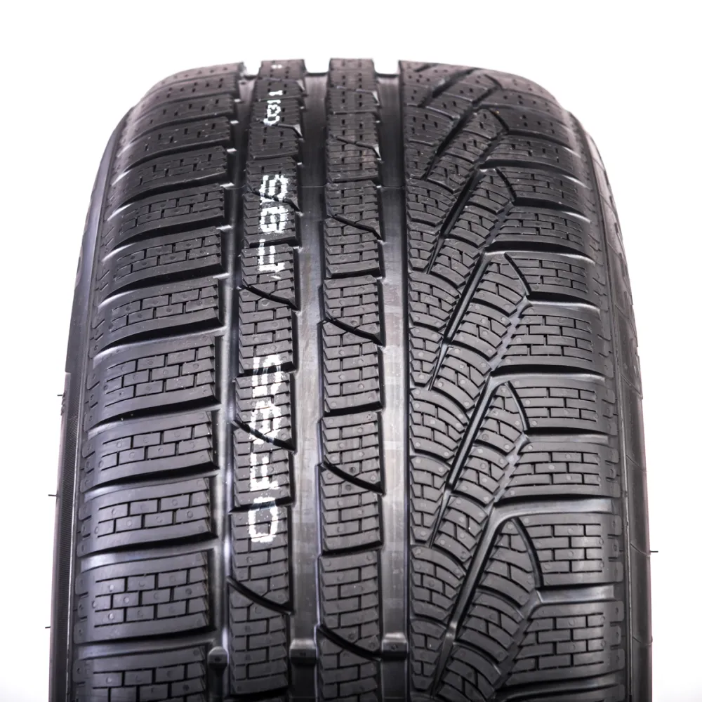 Pirelli Winter Sottozero Serie II 275/40 R19 105V - zdjęcie dodatkowe nr 1