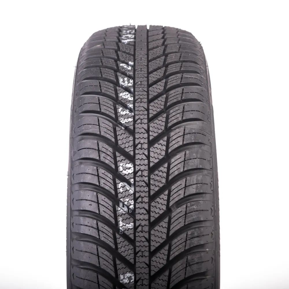 Nexen Nblue 4 Season 205/55 R16 94V - zdjęcie dodatkowe nr 1