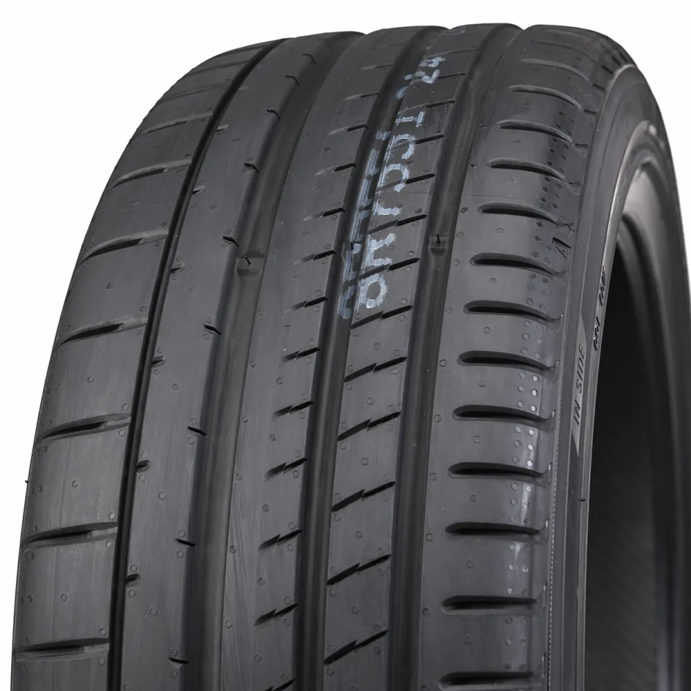 Yokohama Advan Sport V107 255/35 R22 99Y - zdjęcie główne