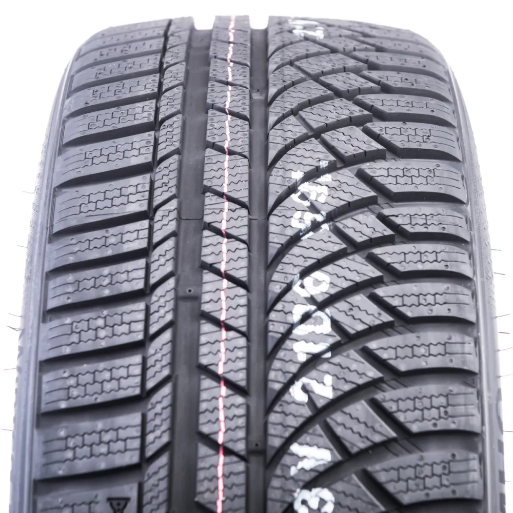 Kumho Wintercraft WP72 225/40 R19 93V - zdjęcie dodatkowe nr 1