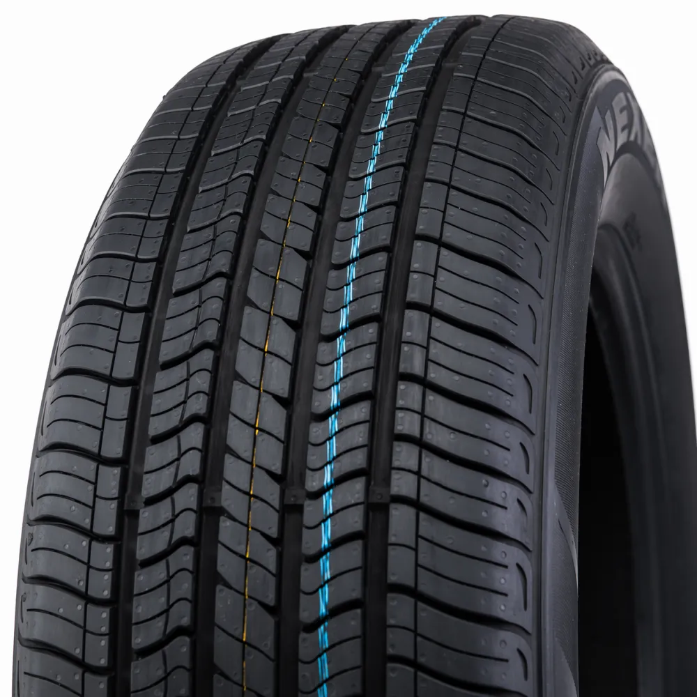 Nexen N'Priz RH7 235/70 R17 107H - zdjęcie główne