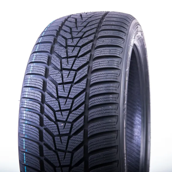 UltraGrip Performance+ 235/40 R18 95 V