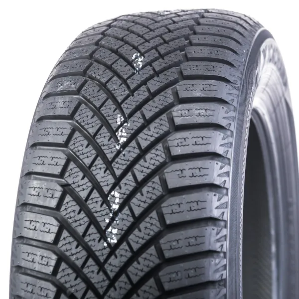 Yokohama BluEarth Winter V906 245/40 R18 97 W 2026