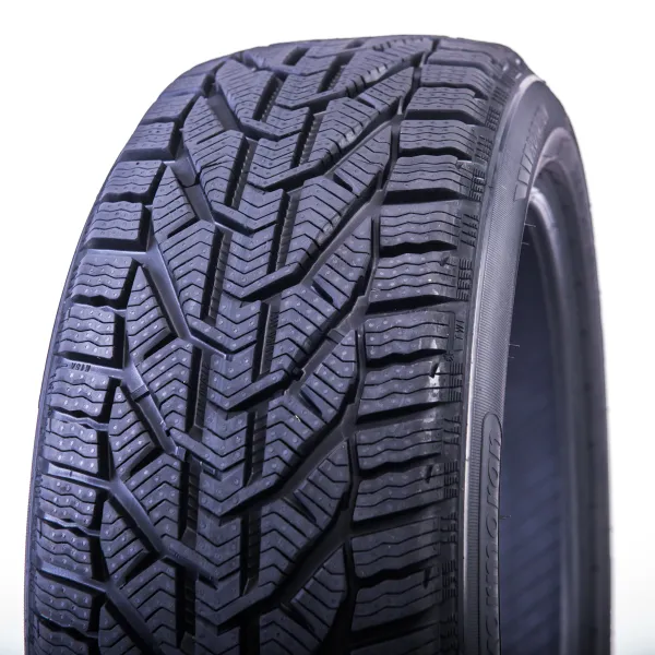 Snow 215/50 R17 95 V Snow 215/50 R17 95 V