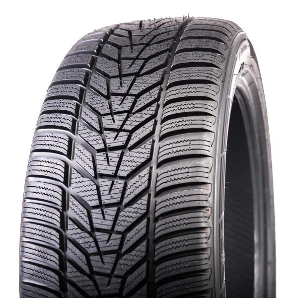 Winter i*cept evo3 W330 235/45 R18 98 V