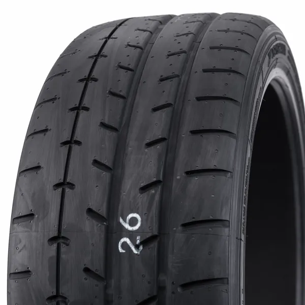Yokohama Advan A052 295/30 R18 98 Y