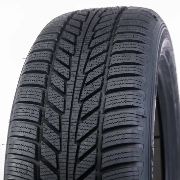 Winter i*cept ION 255/40 R20 101 V Winter i*cept ION 255/40 R20 101 V