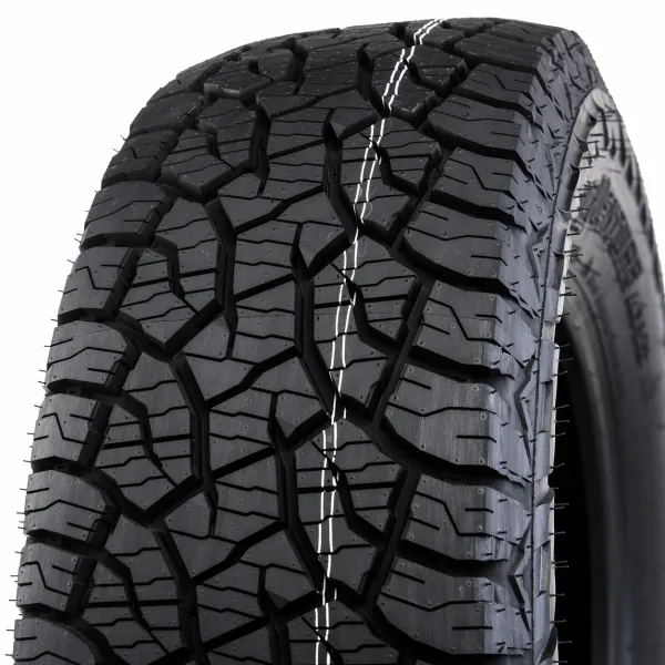 Kumho Road Venture AT52 255/70 R17 112 T