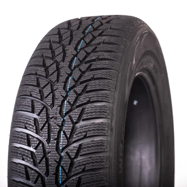WR D4 215/65 R16 102 H