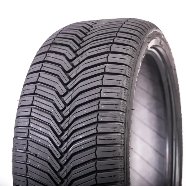 CrossClimate+ 225/40 R18 92 Y