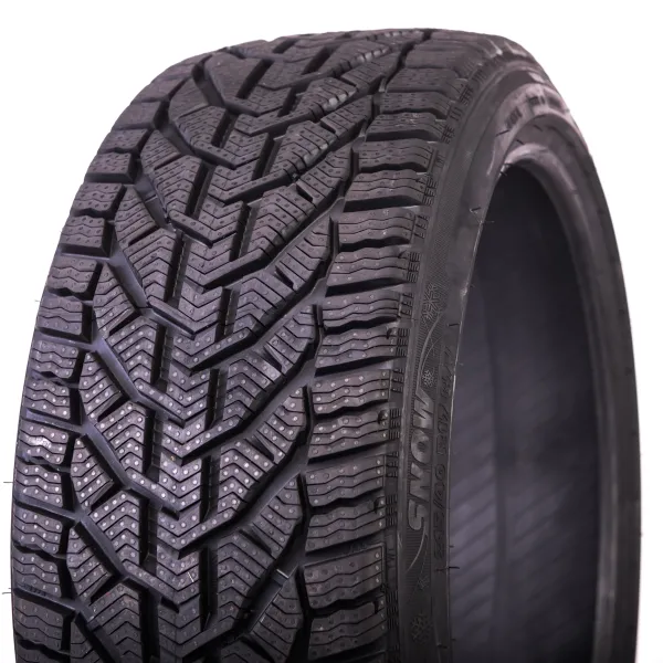Snow 215/40 R17 87 V