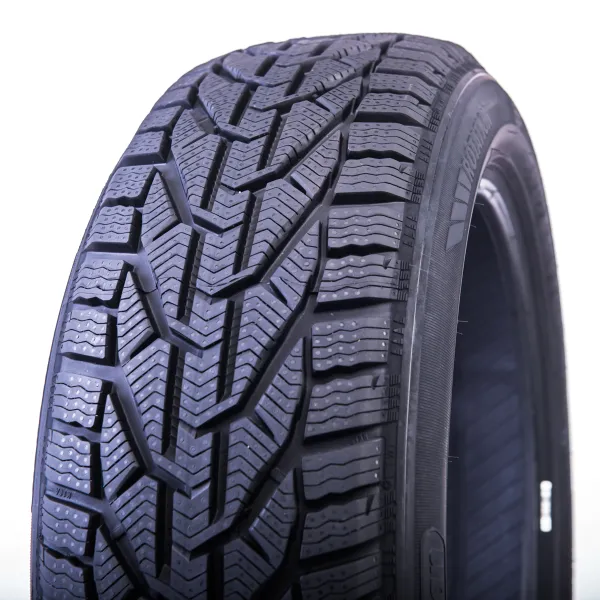 Snow 215/55 R18 99 V Snow 215/55 R18 99 V