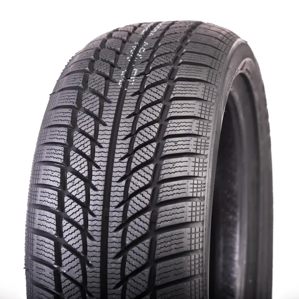SW608 205/50 R17 93 H