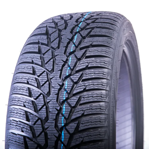 WR D4 225/45 R17 91 H