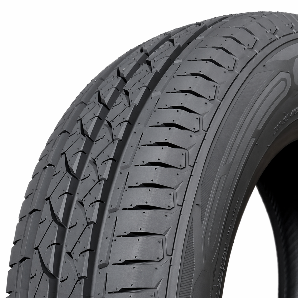 Goodtrip SafeGuard 225/65 R16 112/110T