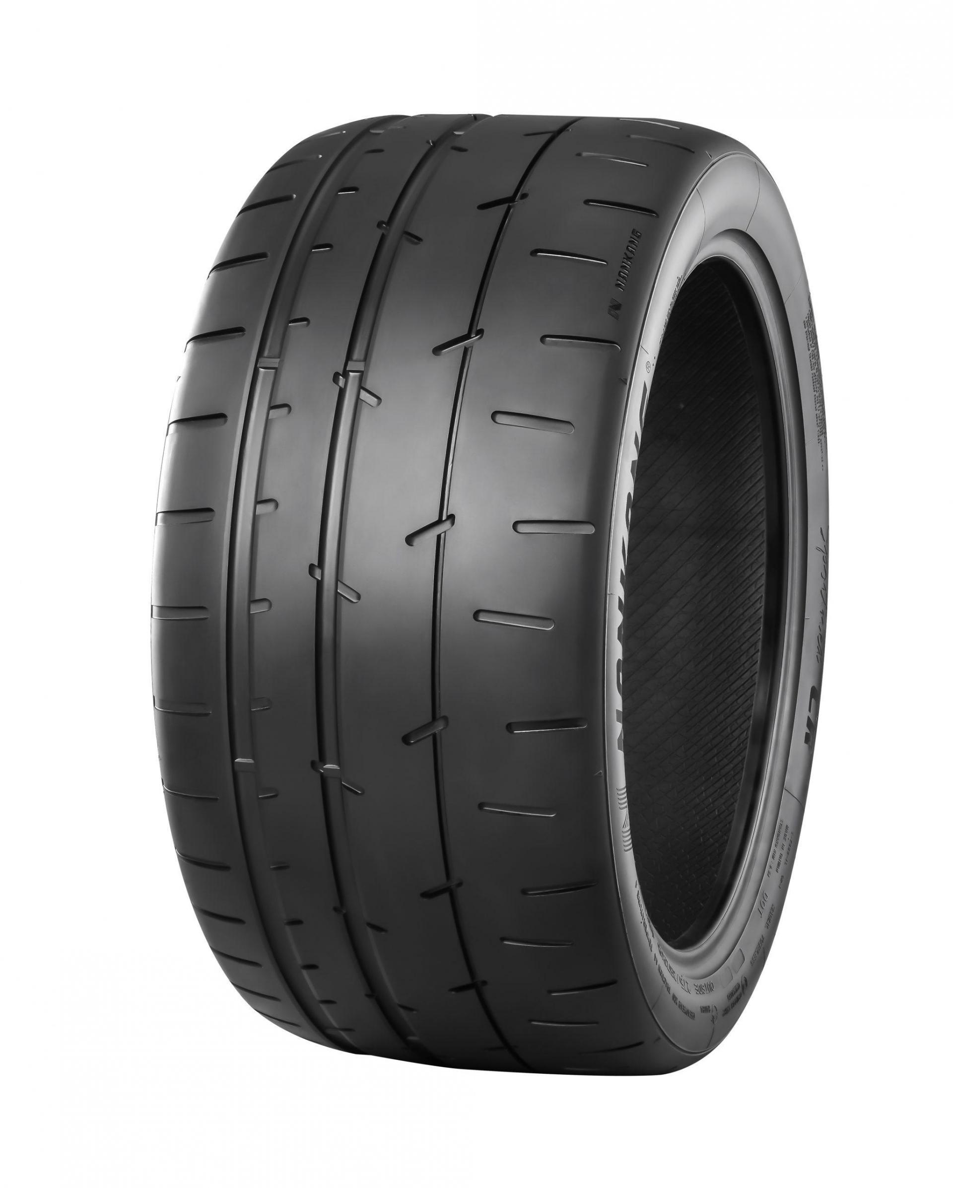 Nankang CR-S 285/30 R18 97Y