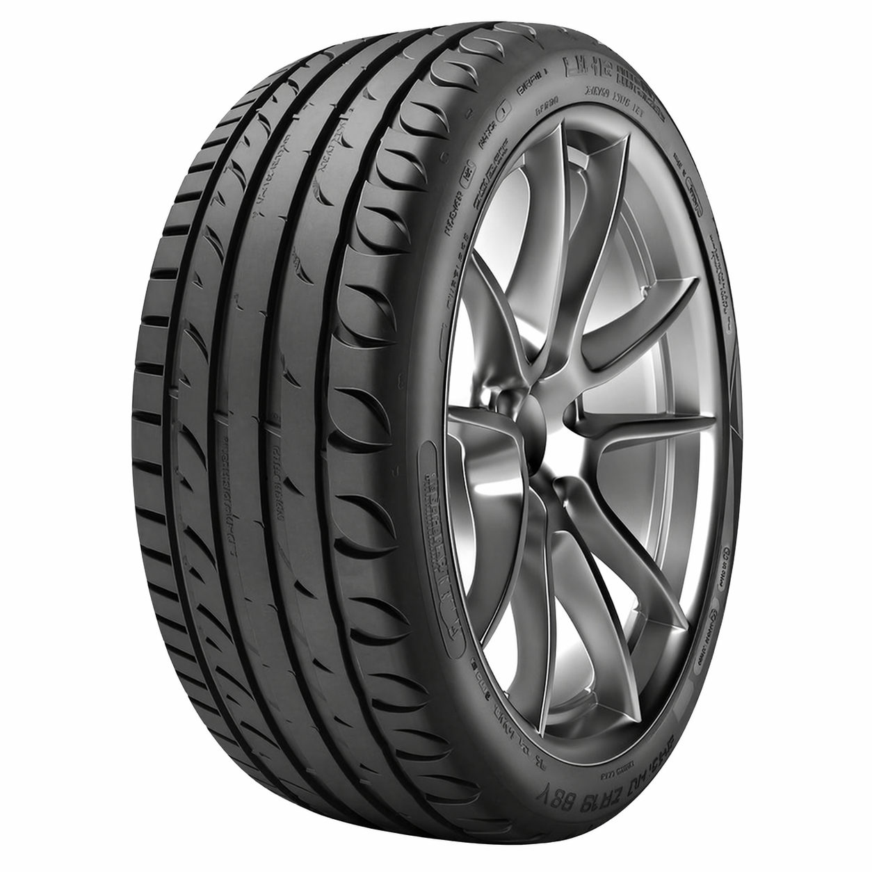 Taurus ULTRA HIGH PERFORMANCE 245/40 R17 95W