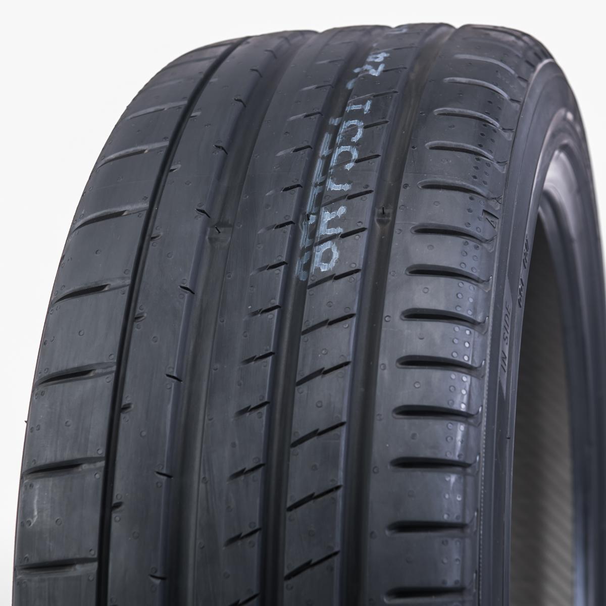 Yokohama Advan Sport V107 275/35 R23 108Y