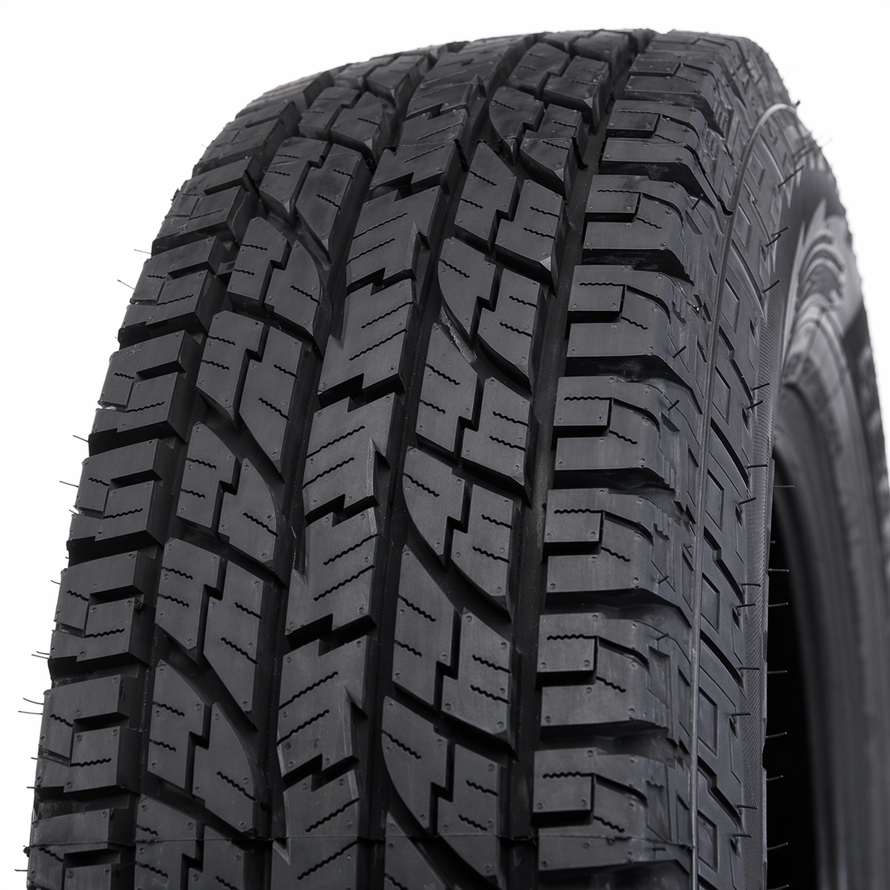 Yokohama Geolandar A/T G015  LT 255/70 R18 117/114S
