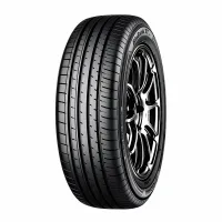 Yokohama BLUEARTH XT AE61 215/60 R17 96 H