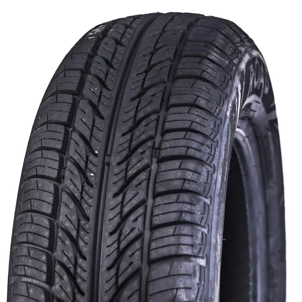 Road 165/65 R14 79 T